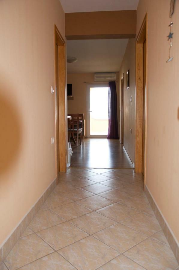 Apartment Viveniti Klenovica Buitenkant foto