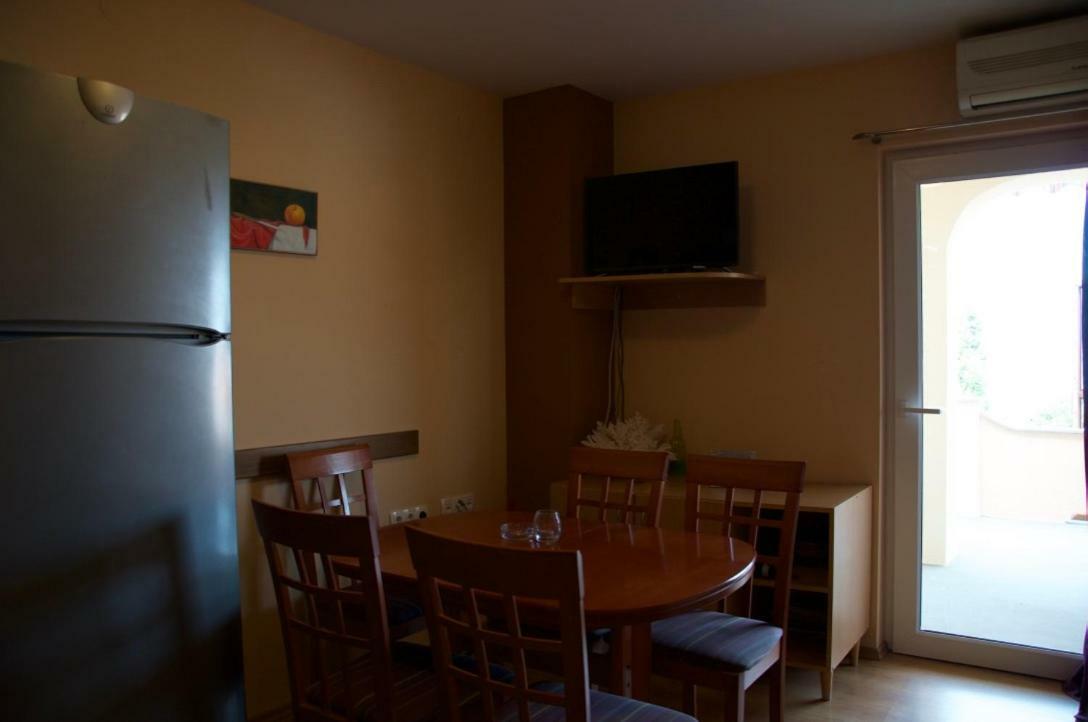Apartment Viveniti Klenovica Buitenkant foto